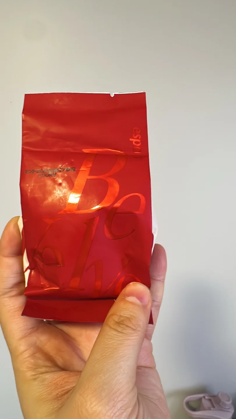 espoir - Be Velvet Cushion Foundation Ivory (used) #freecycle image indicator(3)