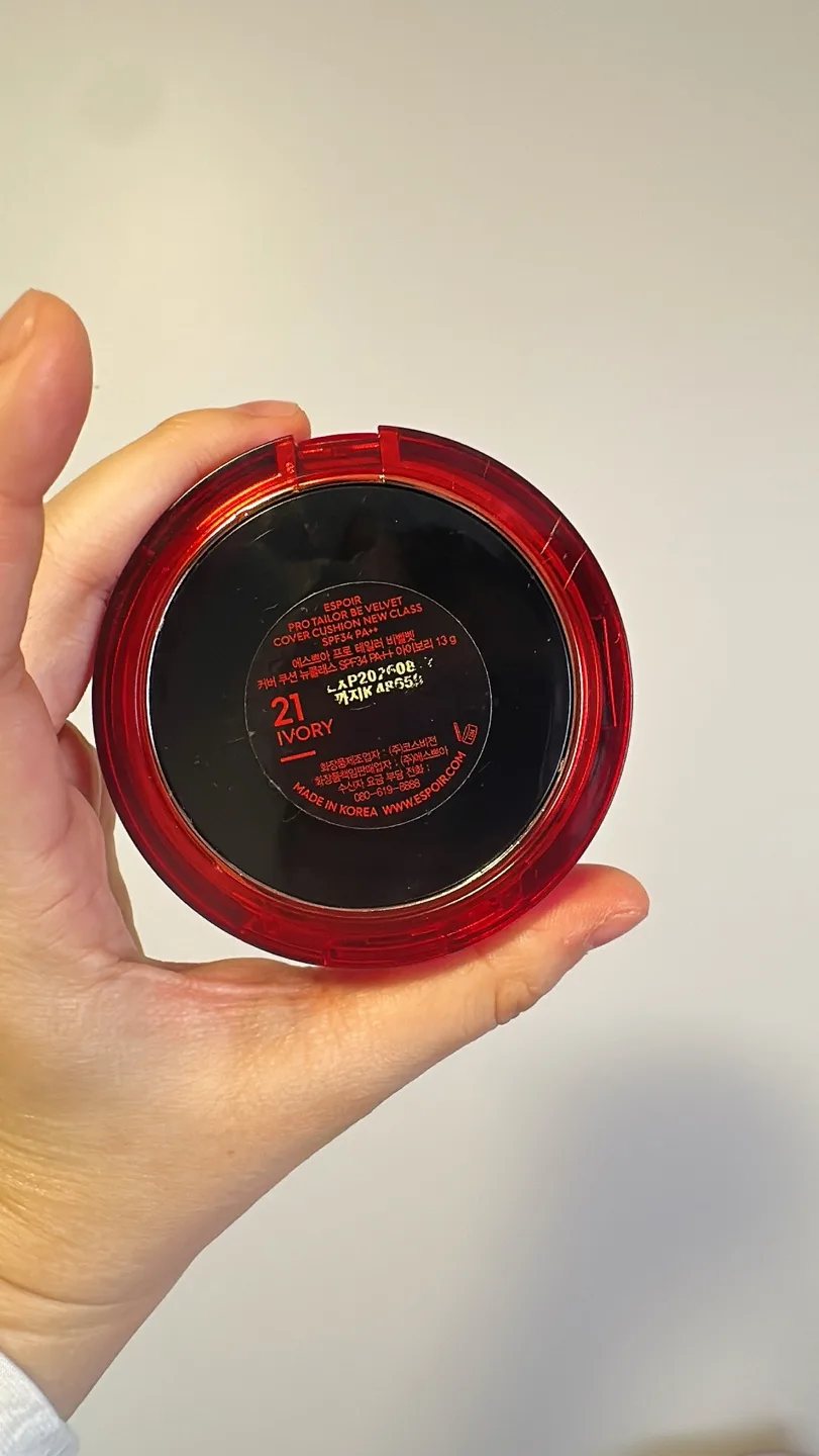 espoir - Be Velvet Cushion Foundation Ivory (used) #freecycle image indicator(2)