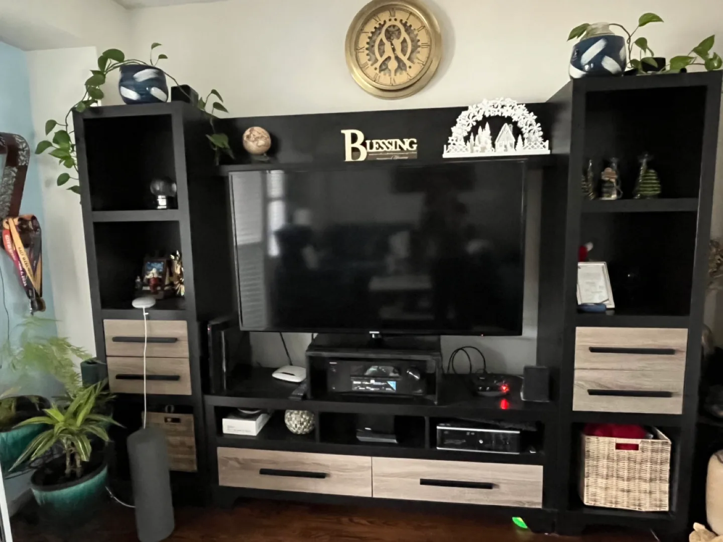 💚Entertainment Center with Bookcases image indicator(2)