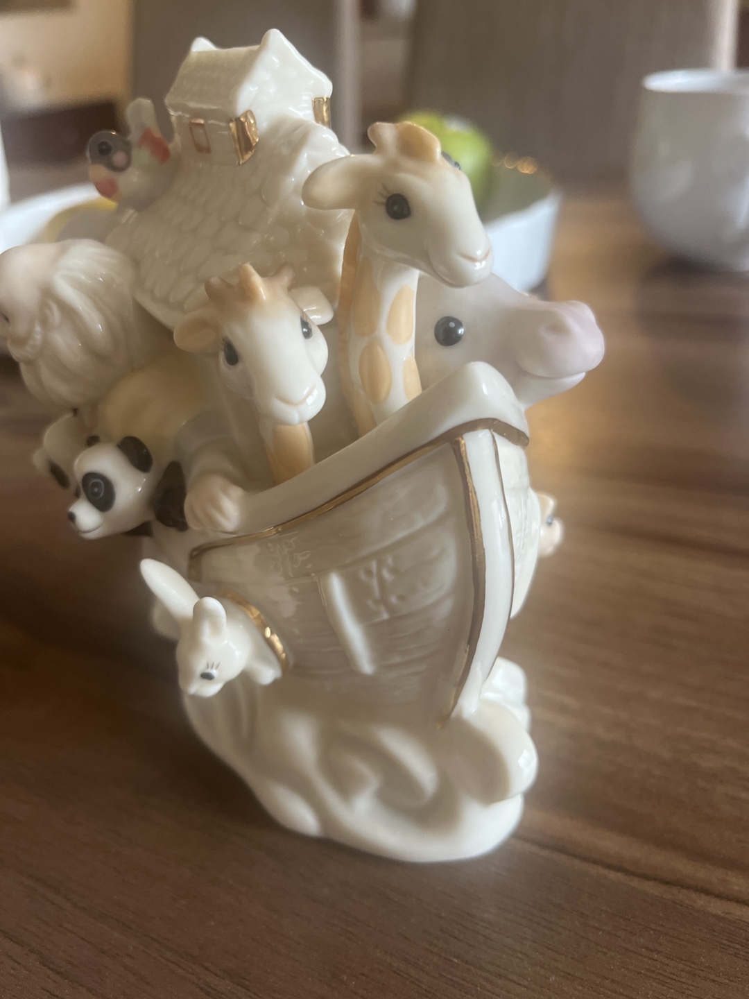 Precious Moments Noah's Ark Figurine - photo 3
