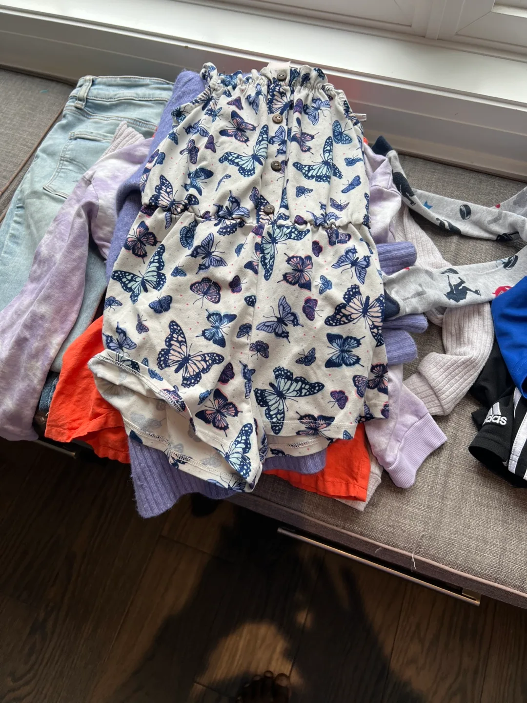 Kids' Clothing Bundle - Jeans, Jumper, Shorts, and More! image indicator(5)