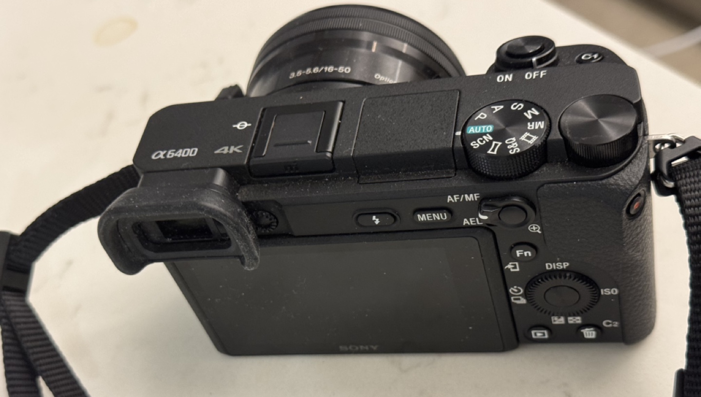 Sony Alpha a6400 Mirrorless Camera with 16-50mm Lens - photo 4