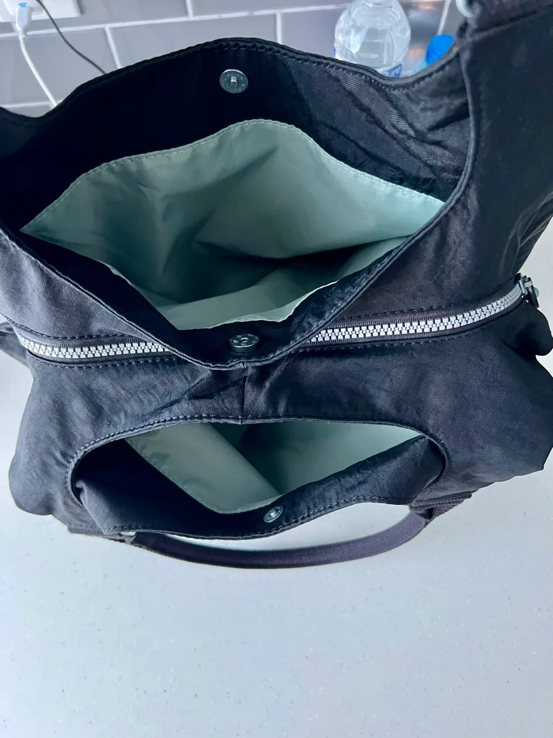 Kipling Black Shoulder Bag image indicator(2)