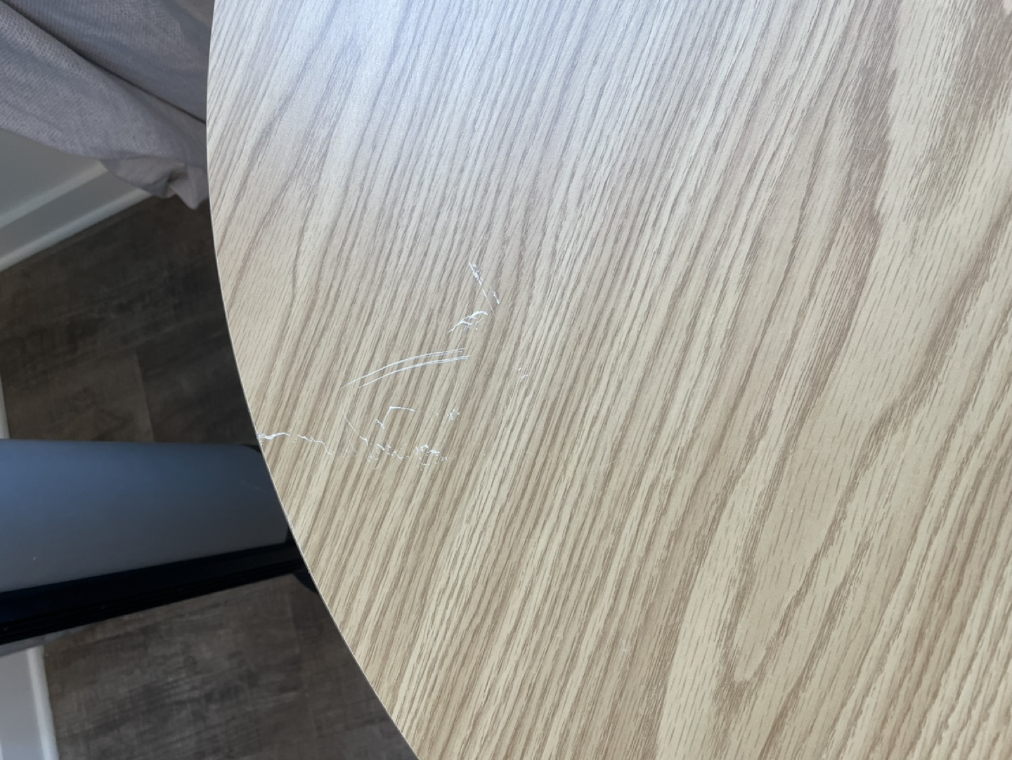 Round Table - Light Wood Finish - photo 2