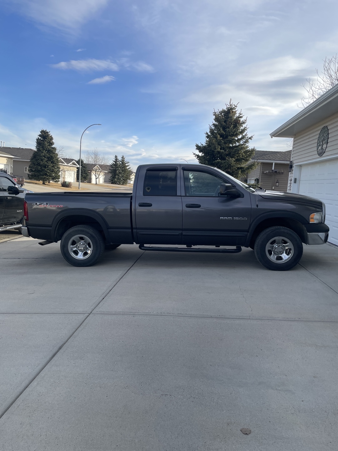 2006 Dodge Ram 1500 SLT Quad Cab 4x4 - photo 3
