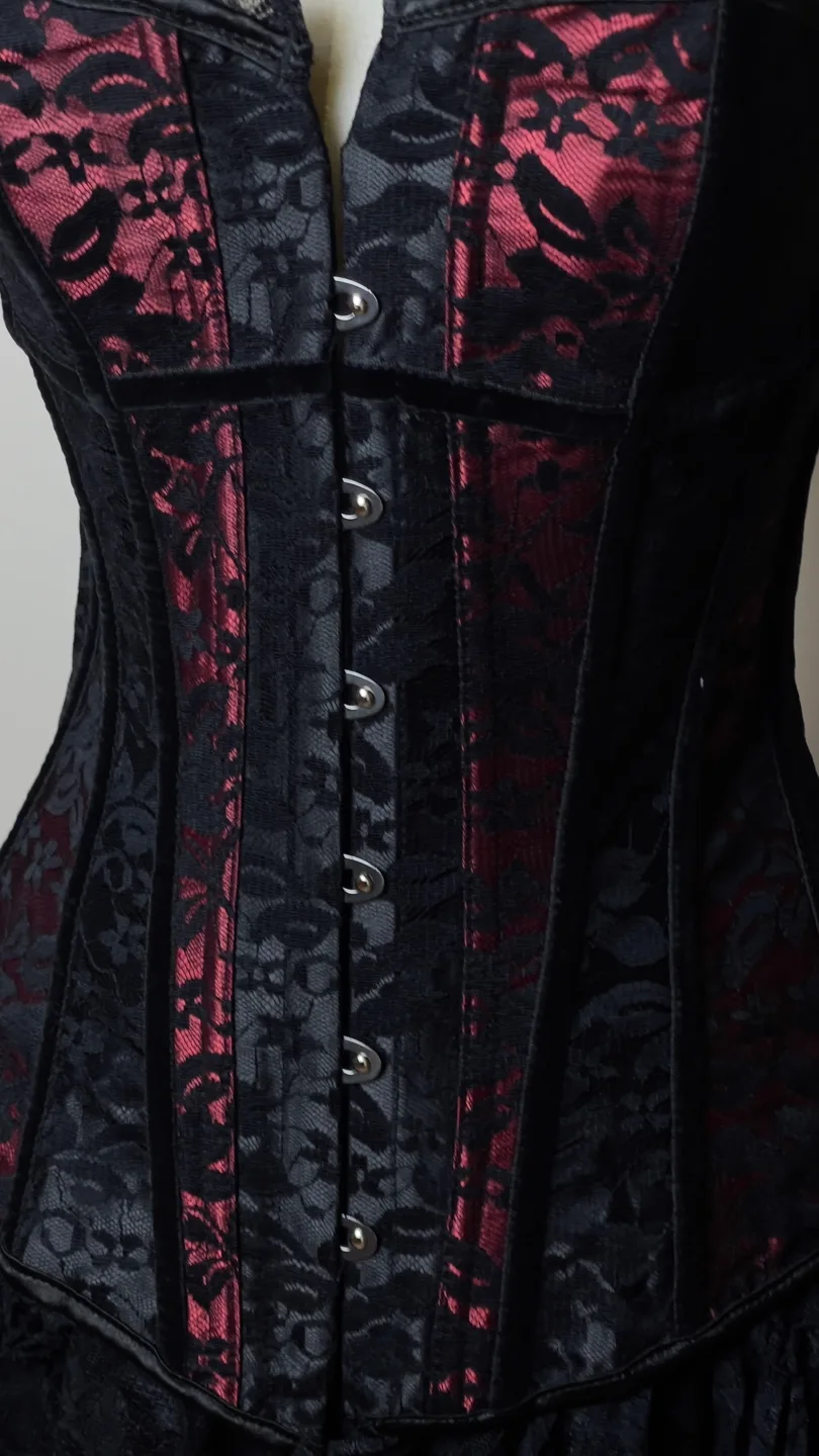 Black and Burgundy Lace-Up Corset image indicator(4)