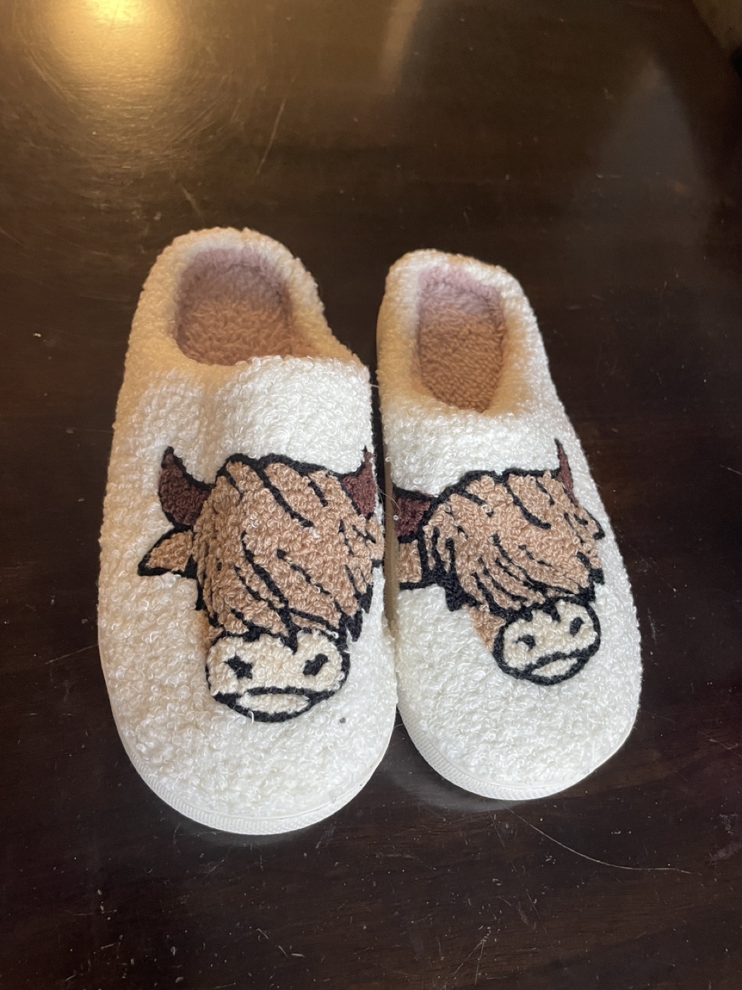 Highland cow slippers size 4 & 5