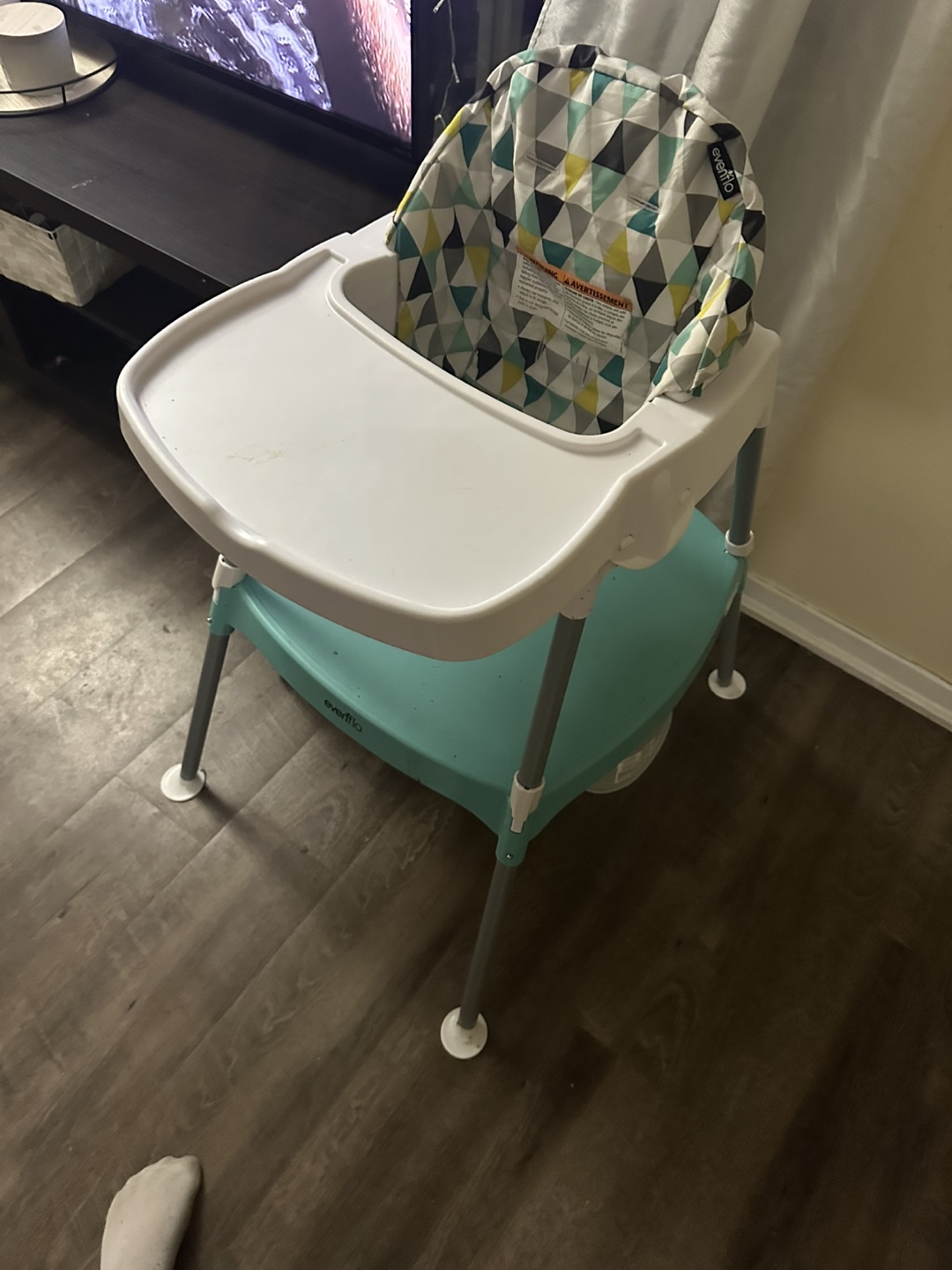 Evenflo high chair - photo 2