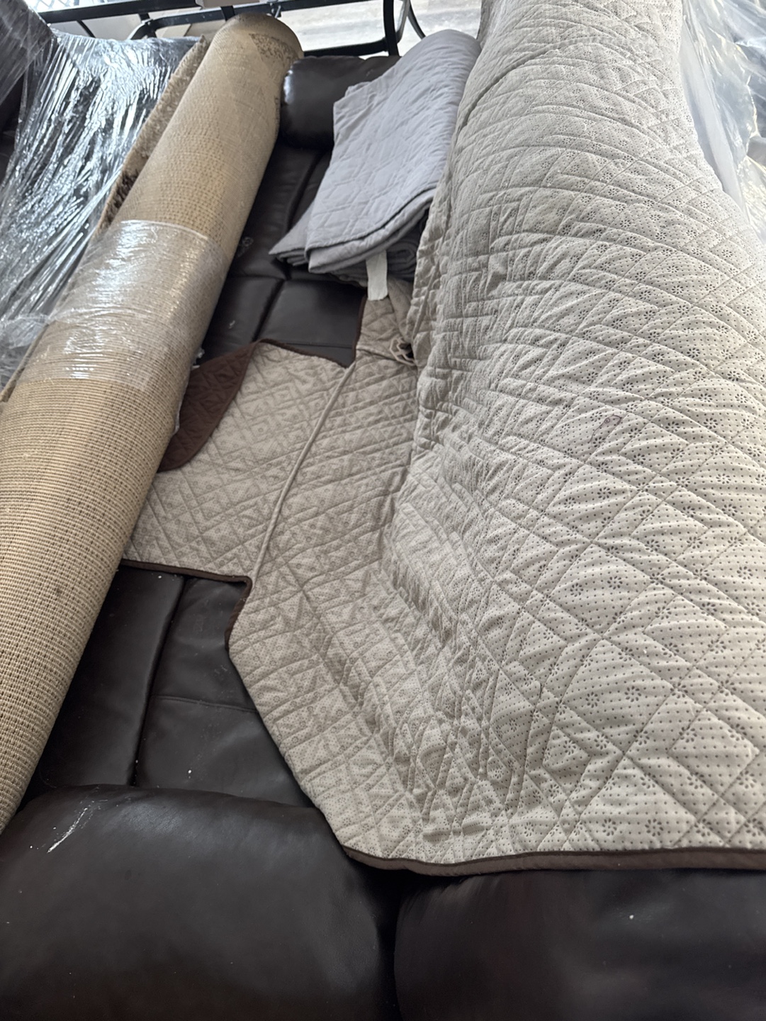 Brown Leather Recliner Set