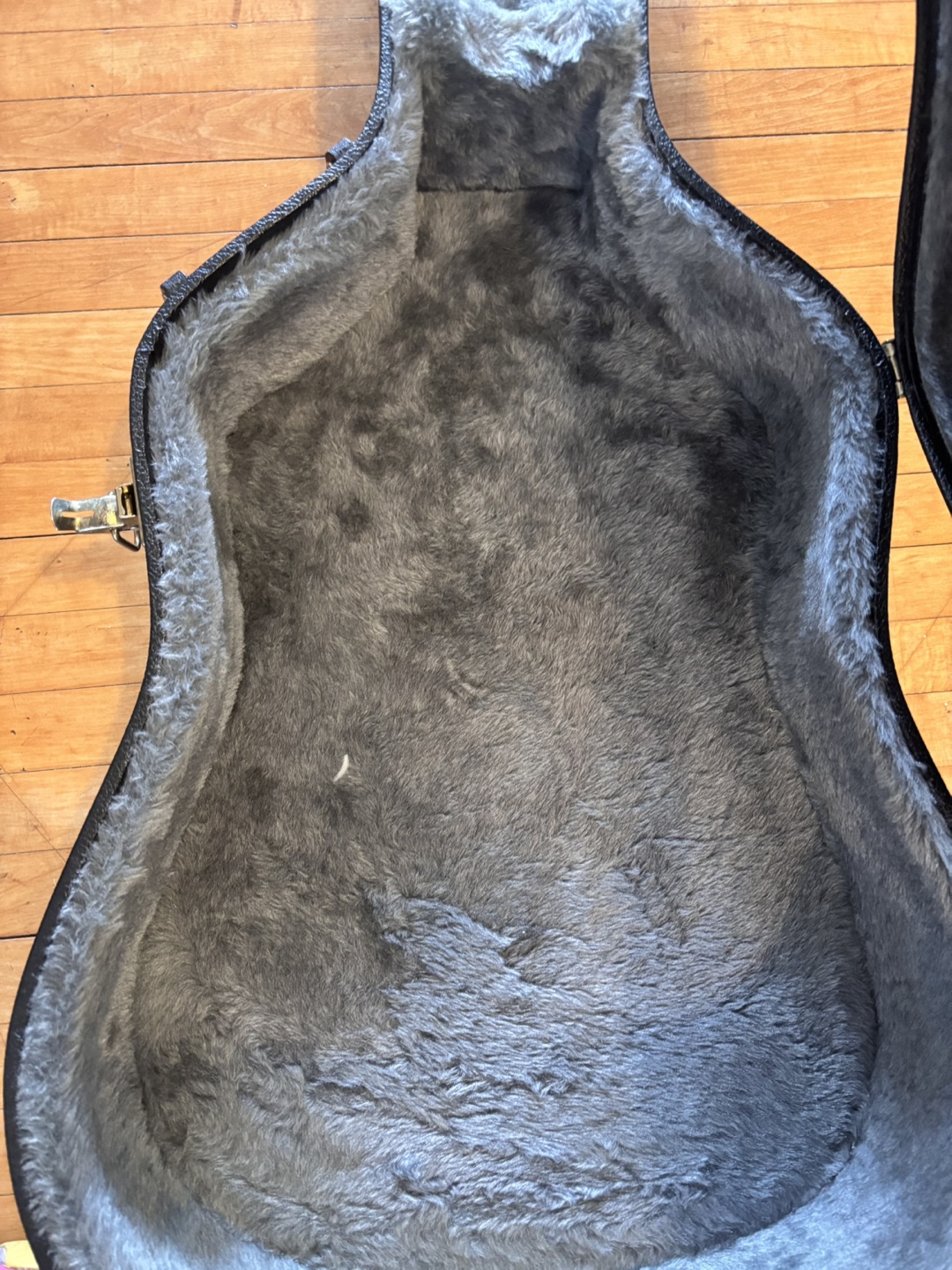 Acoustic Guitar Hard Case - photo 5
