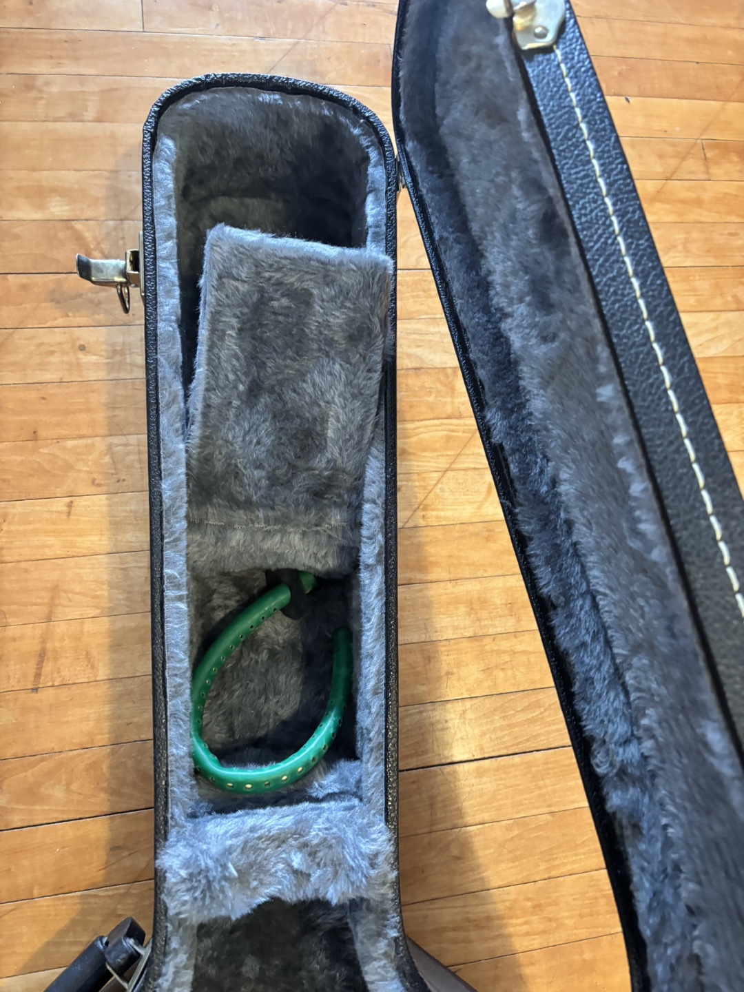 Acoustic Guitar Hard Case - photo 4