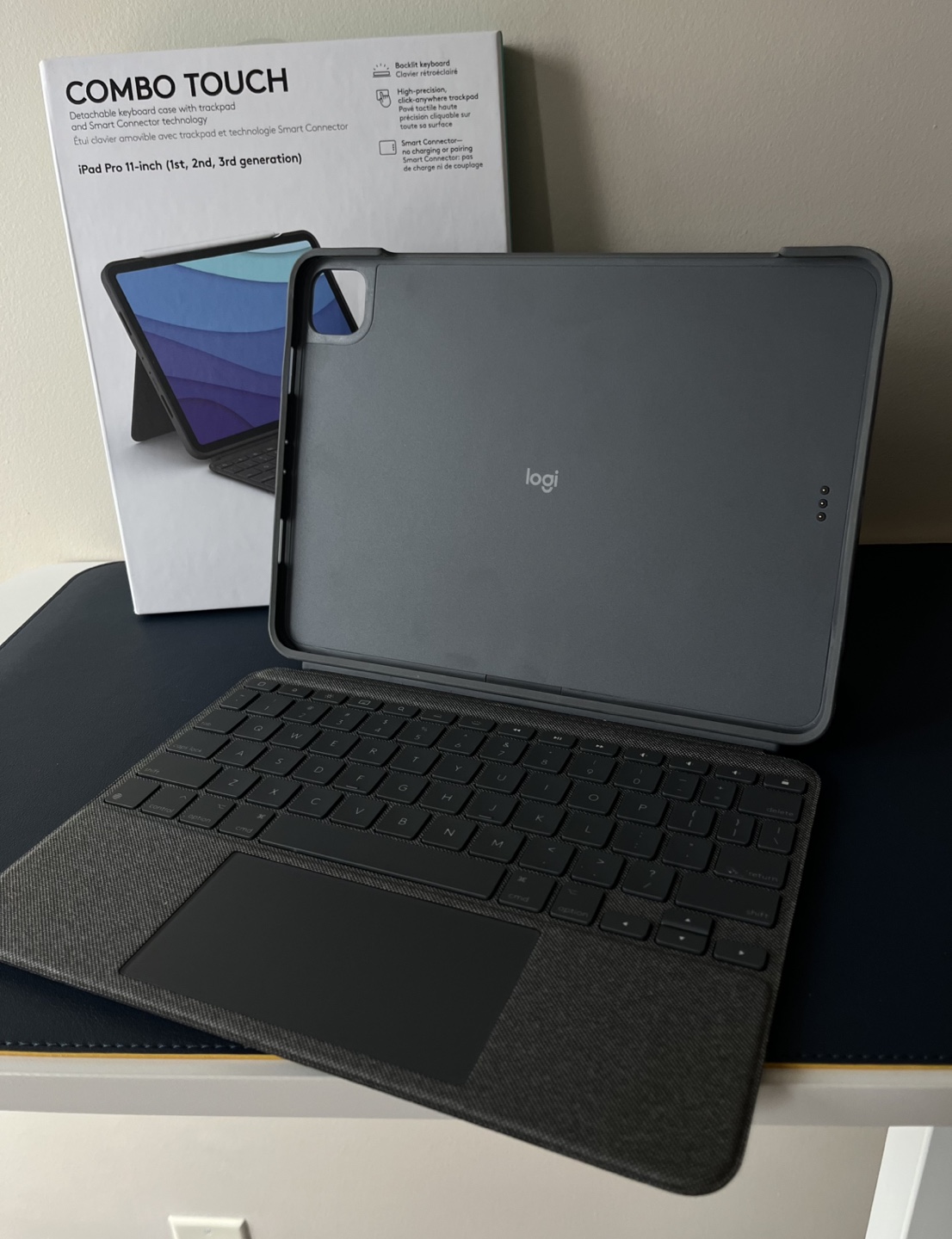 Logitech Combo Touch Keyboard Case for 11-inch iPad Pro