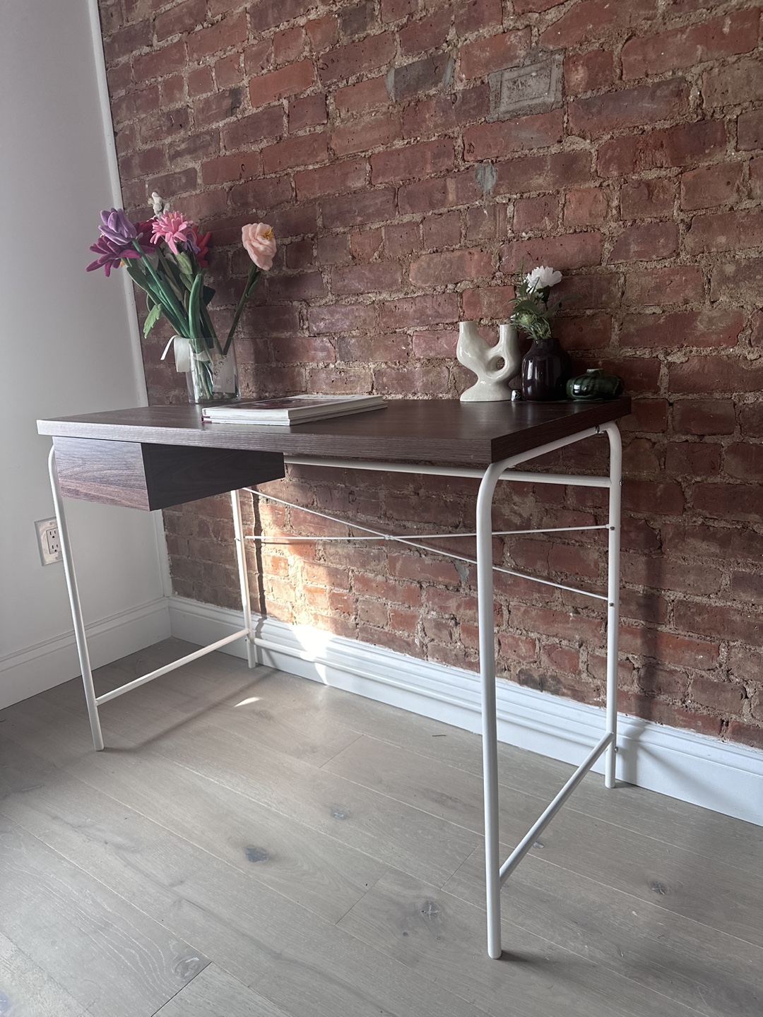 Small Wooden Desk - photo 3