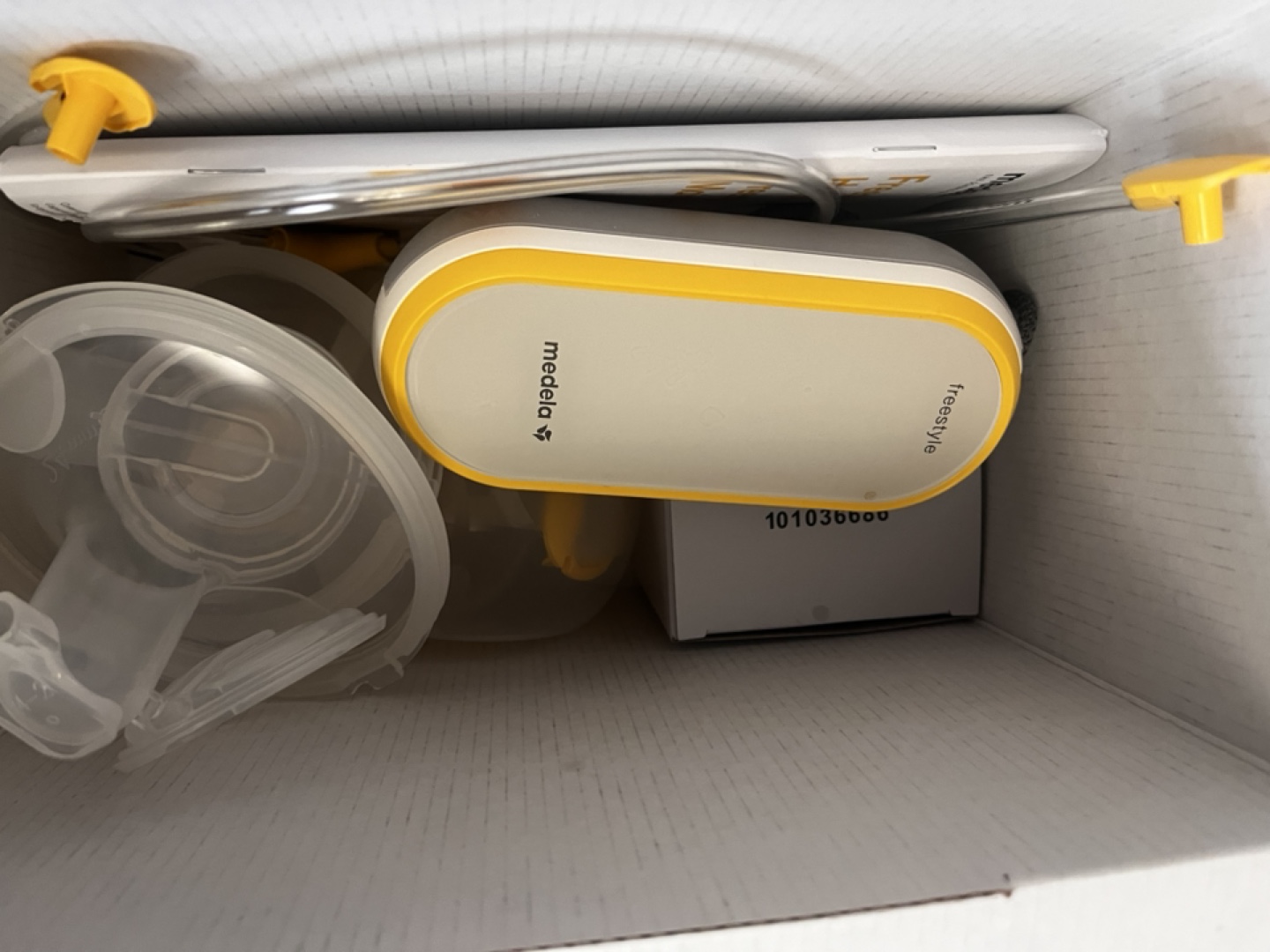 Medela Freestyle Double Electric Breast Pump - photo 2