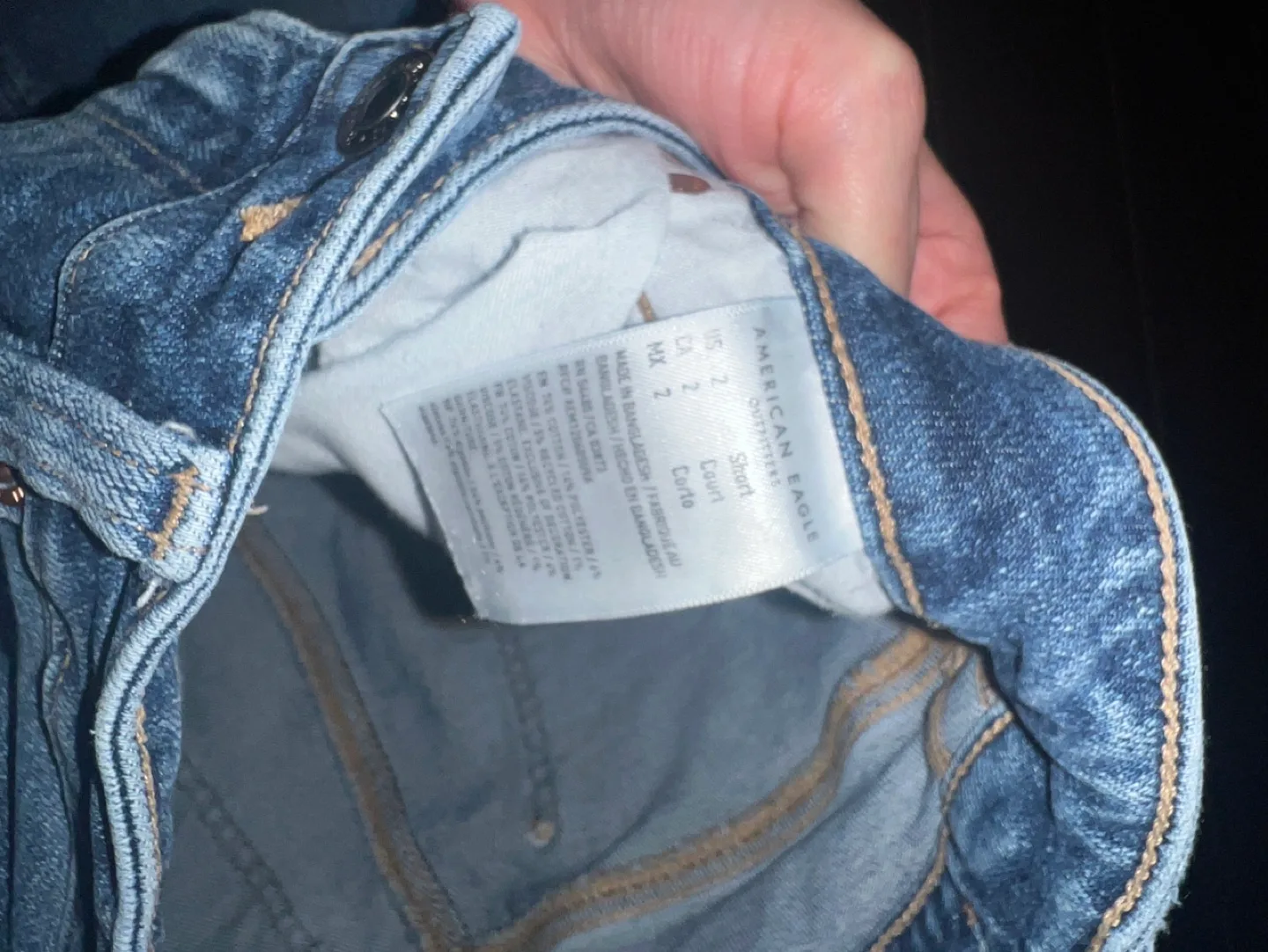 American Eagle stretch Mom Jean, Size 2 Short image indicator(5)