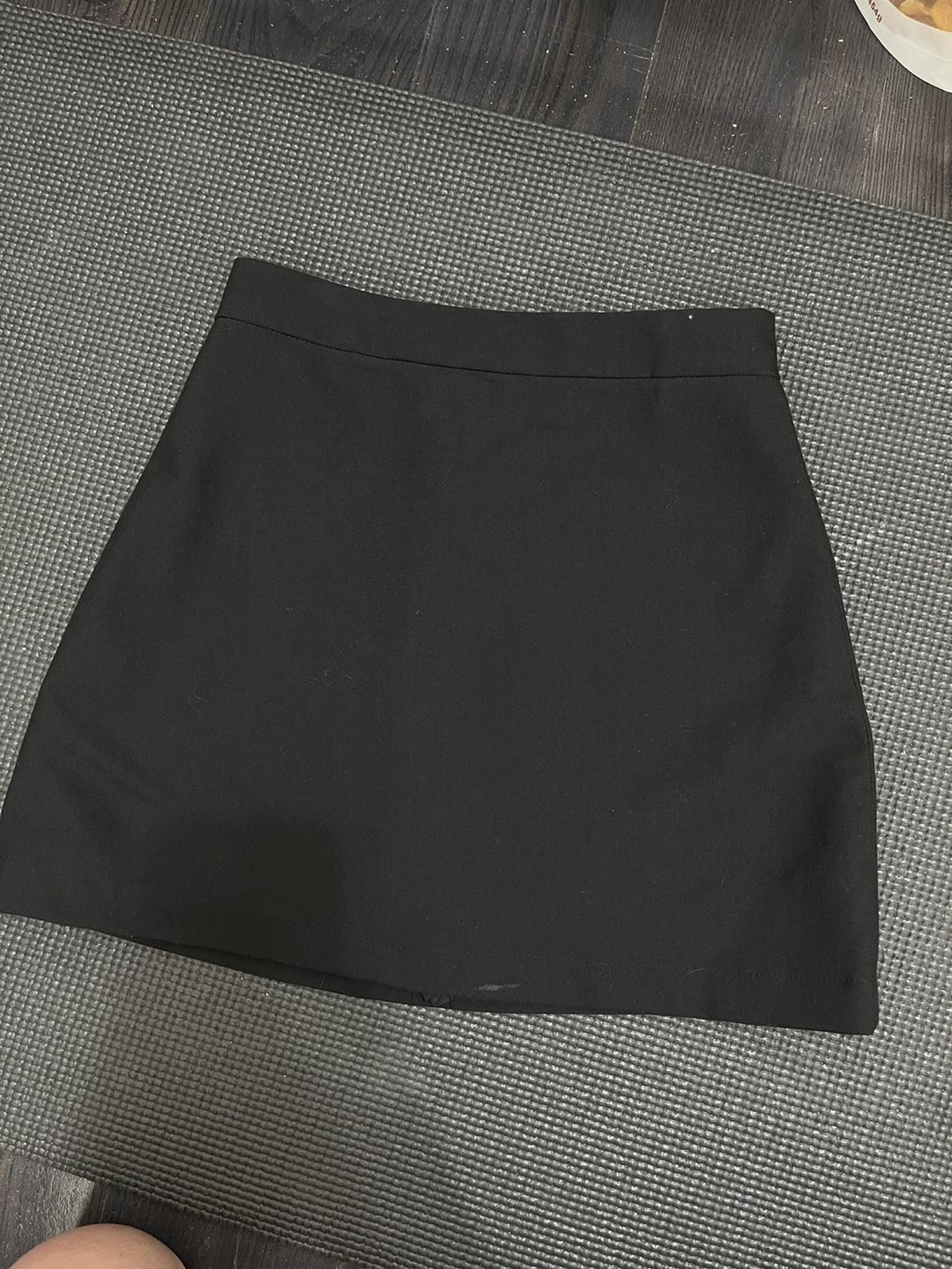 Three Mini Skirts Bundle: Plaid, Black, and Olive Green - photo 3