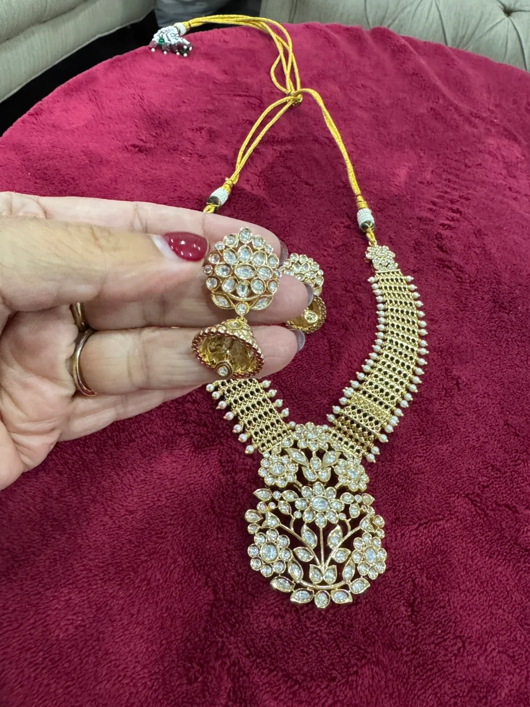 Stunning Kundan Necklace Set with Jhumkas image indicator(5)