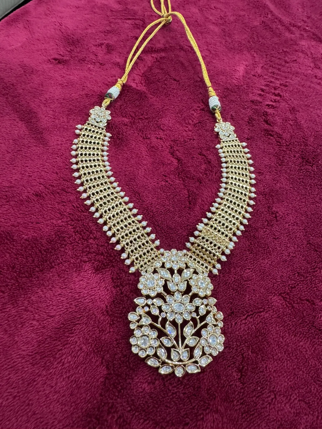 Stunning Kundan Necklace Set with Jhumkas image indicator(2)