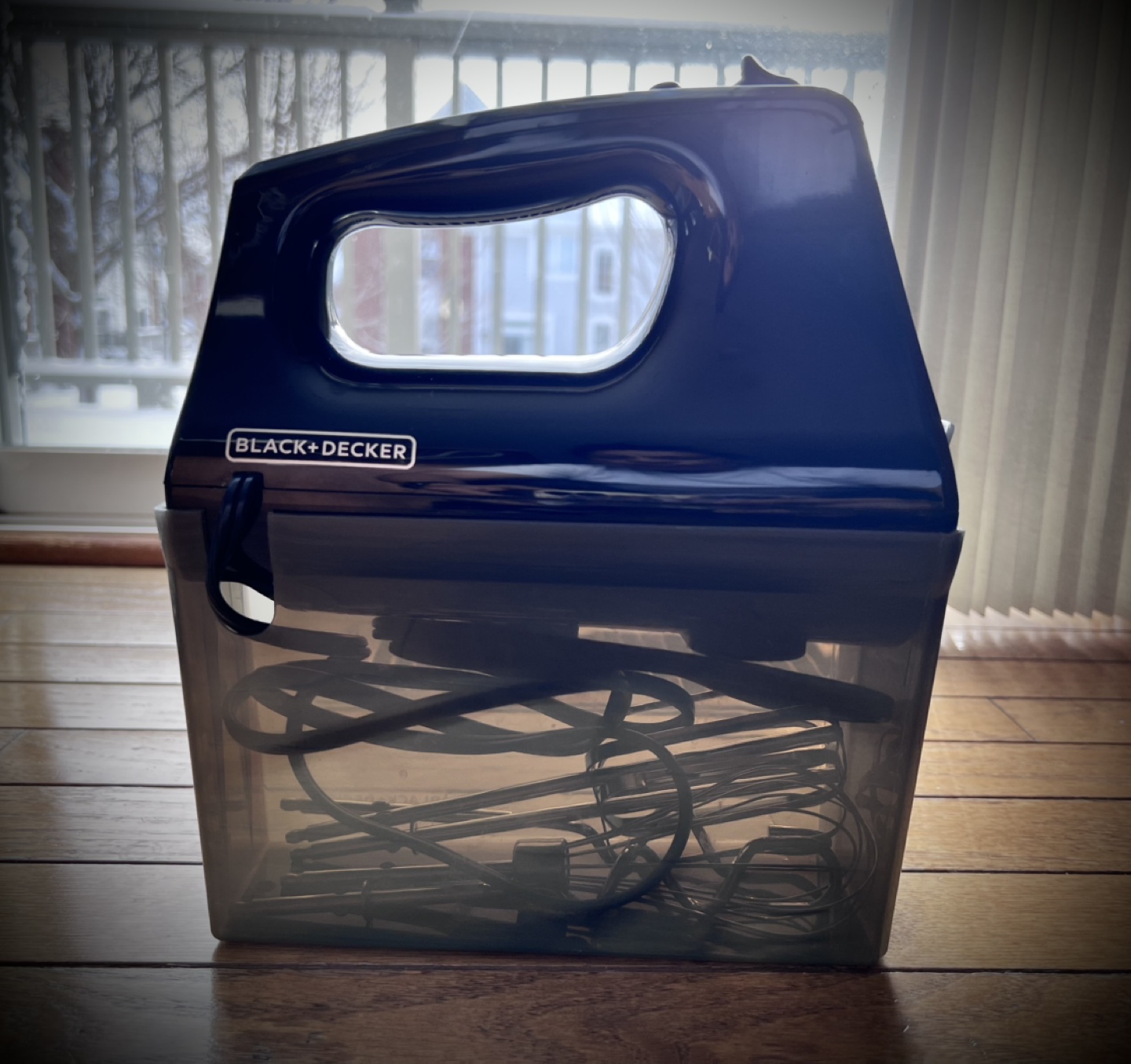 Black+Decker Hand Mixer with Attachments