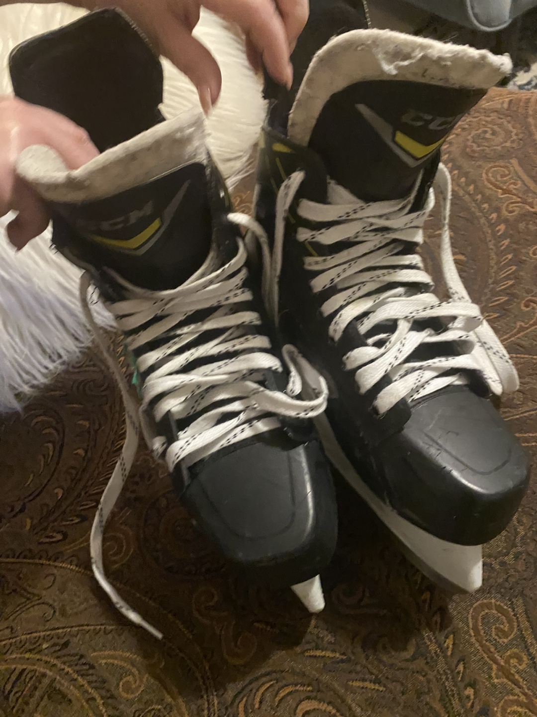 CCM men’s skates size  8 - photo 3