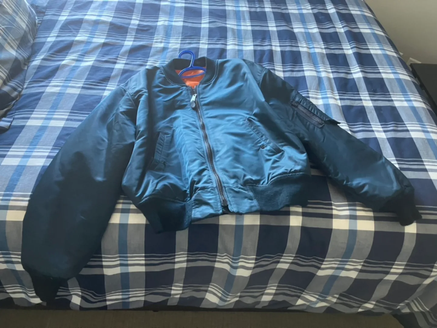 Alpha Industries MA-1 Bomber Jacket image indicator(2)