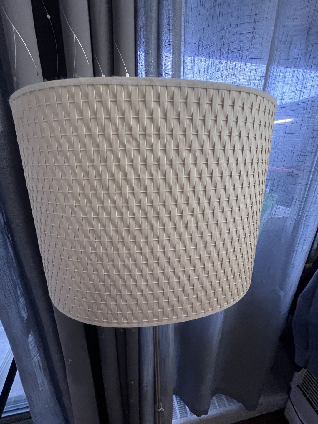 Modern Woven Floor Lamp - photo 3