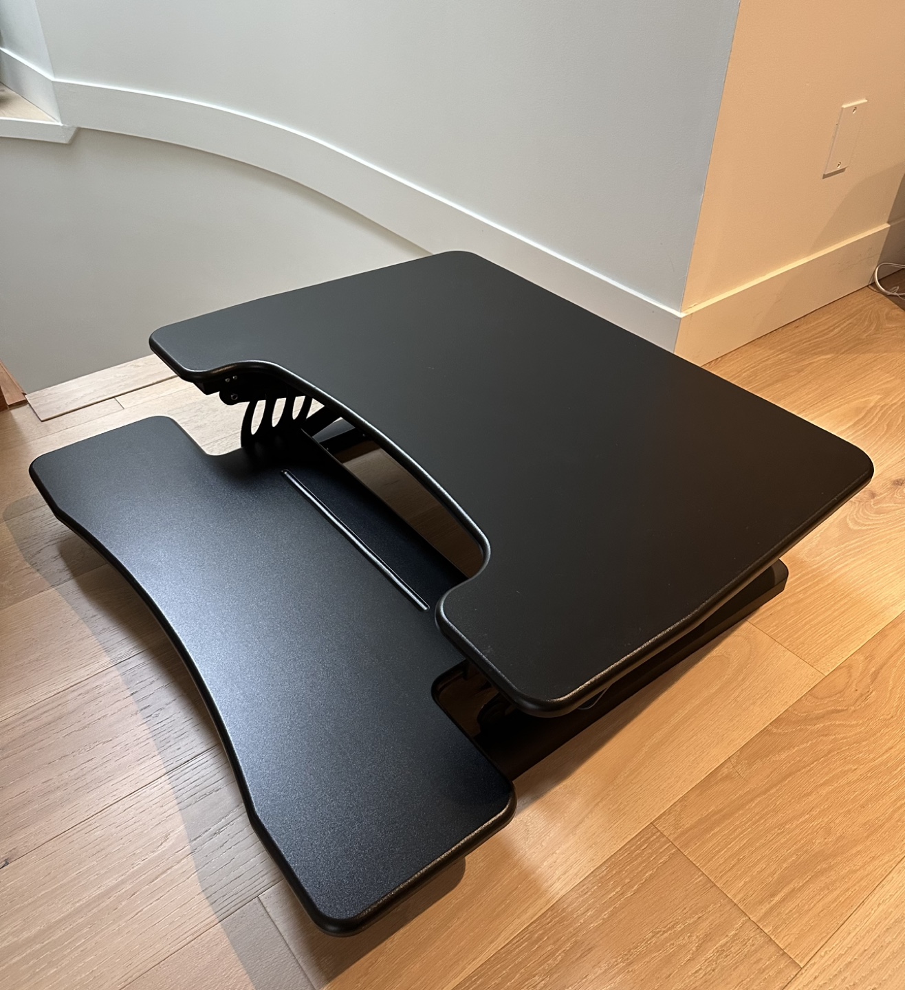 Sit to Stand Riser / Stand Up Desk Converter