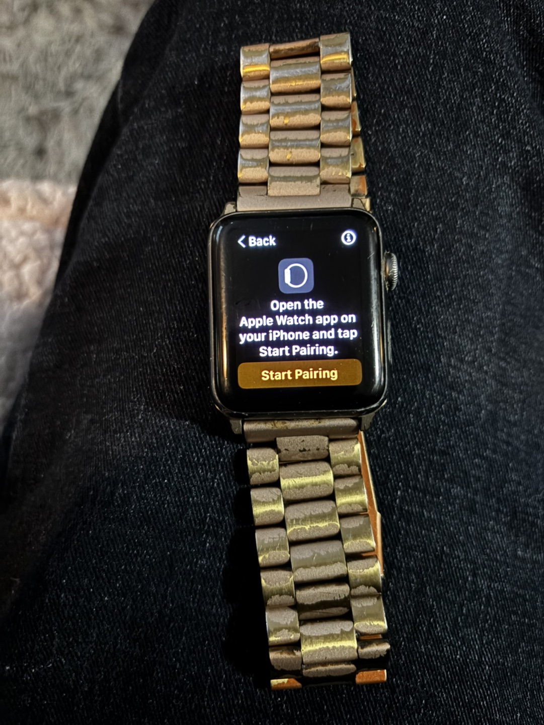 Apple Watch 3 with Fullmosa Band & Extra Brown Leather Band