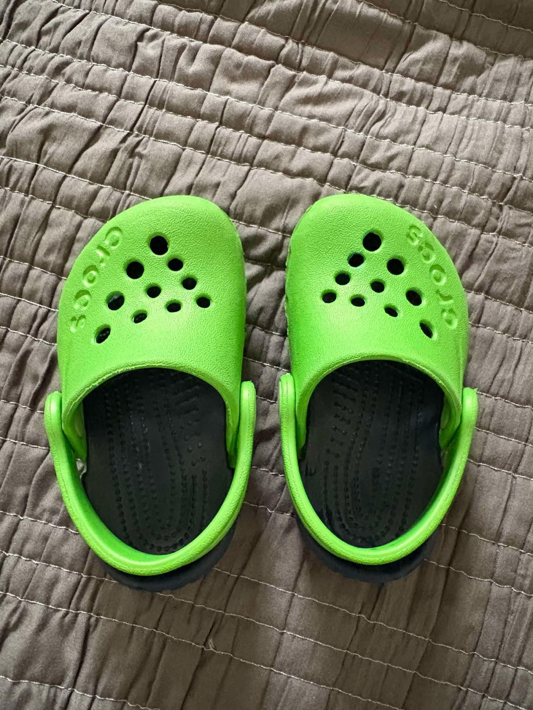 Kids' Crocs C4 Size infant Lime Green Clogs