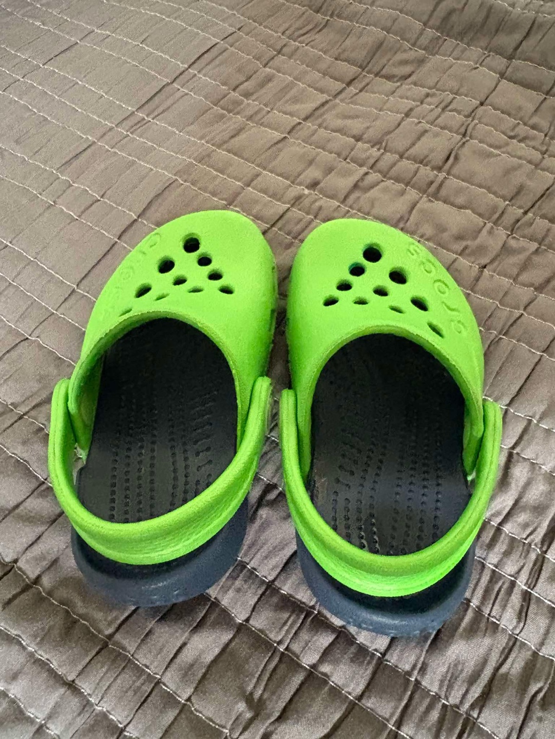 Kids' Crocs C4 Size infant Lime Green Clogs - photo 3