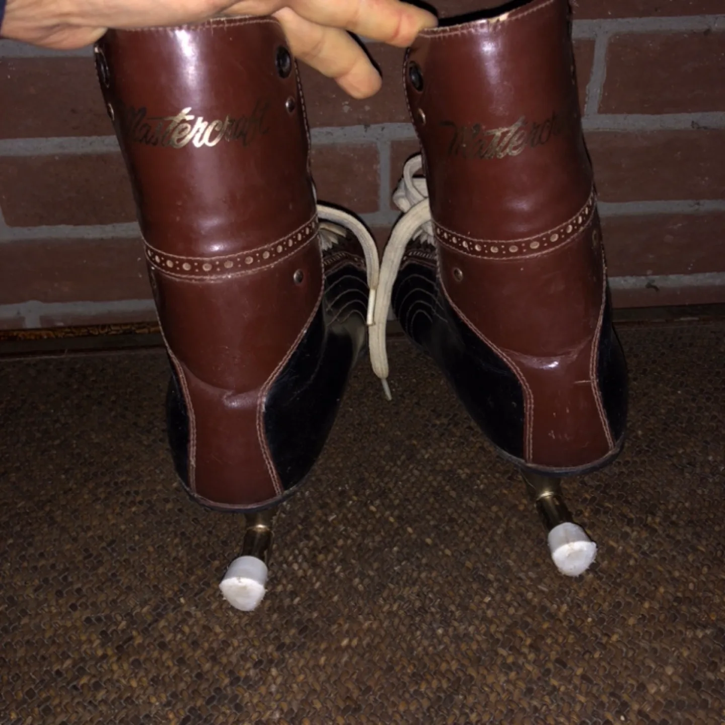 Vintage Mastercraft Ice Skates (750) for decor! image indicator(3)