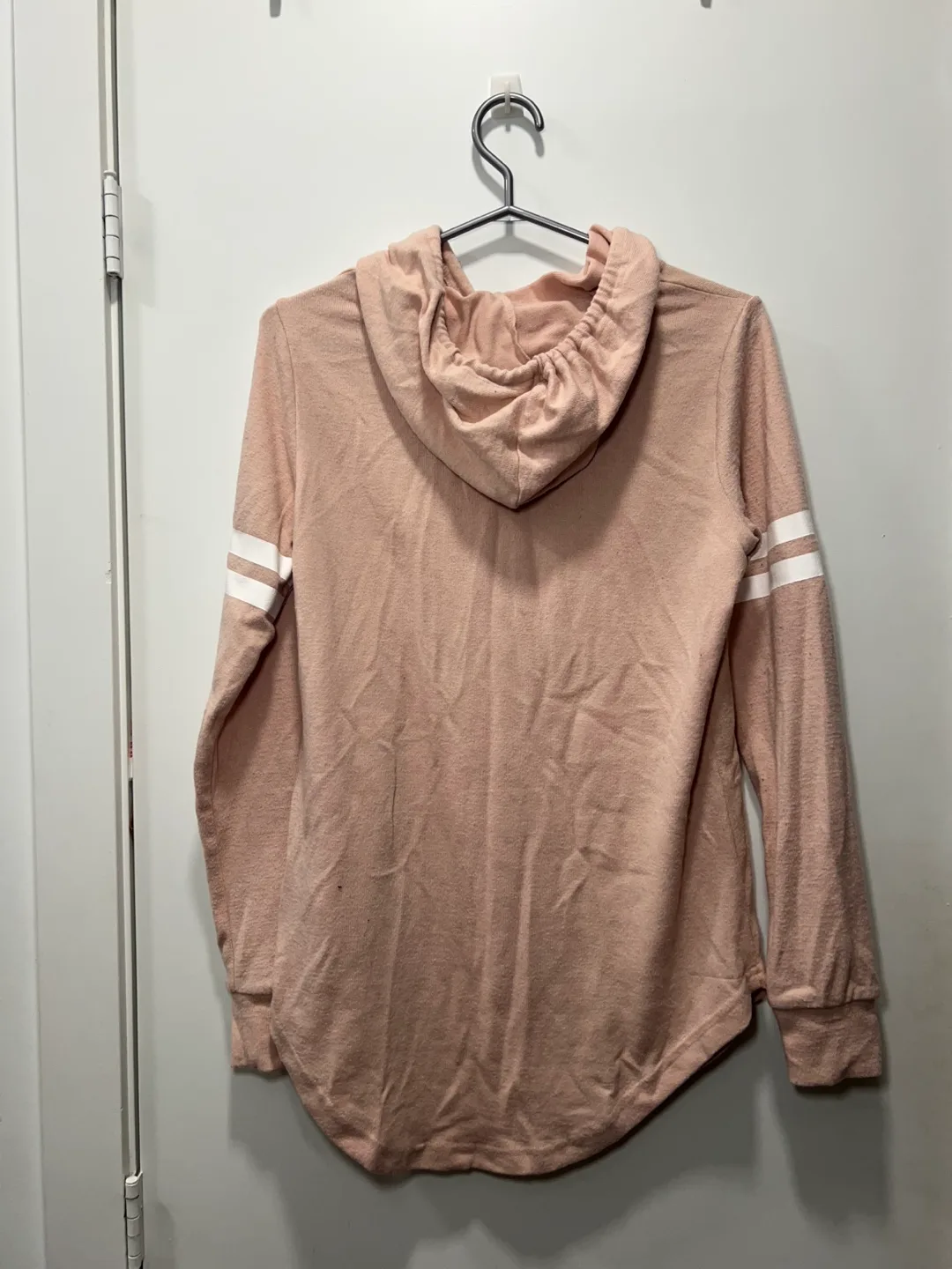 Pink Lightweight Hoodie Size M image indicator(2)