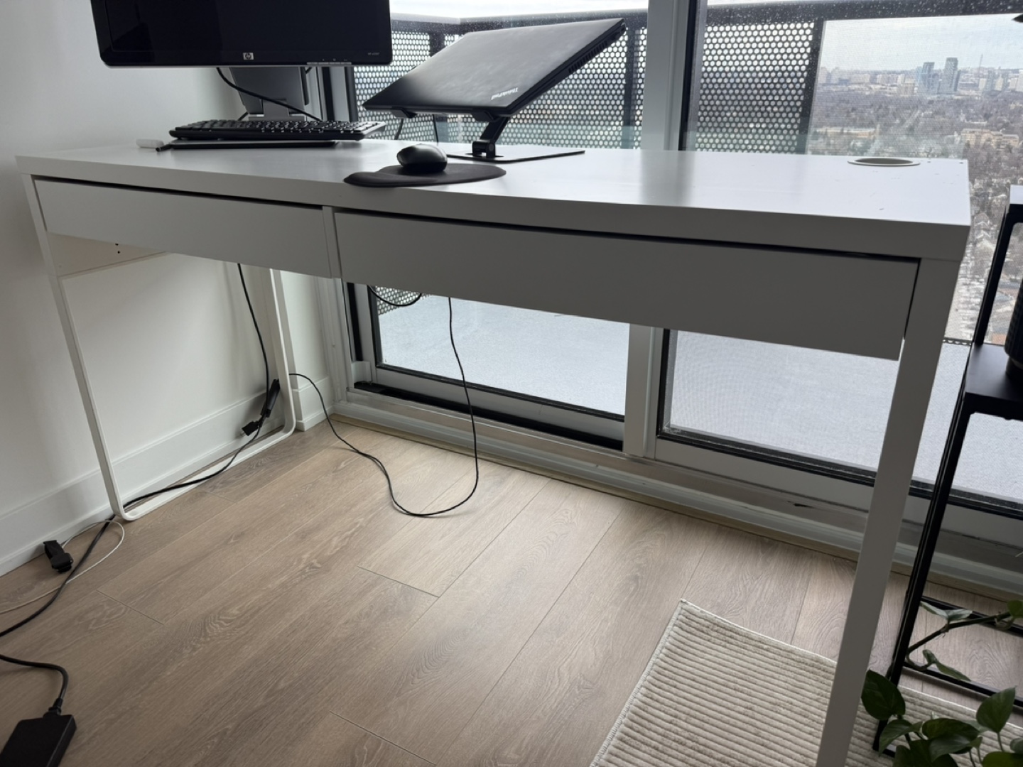 IKEA MICKE White Desk - photo 2