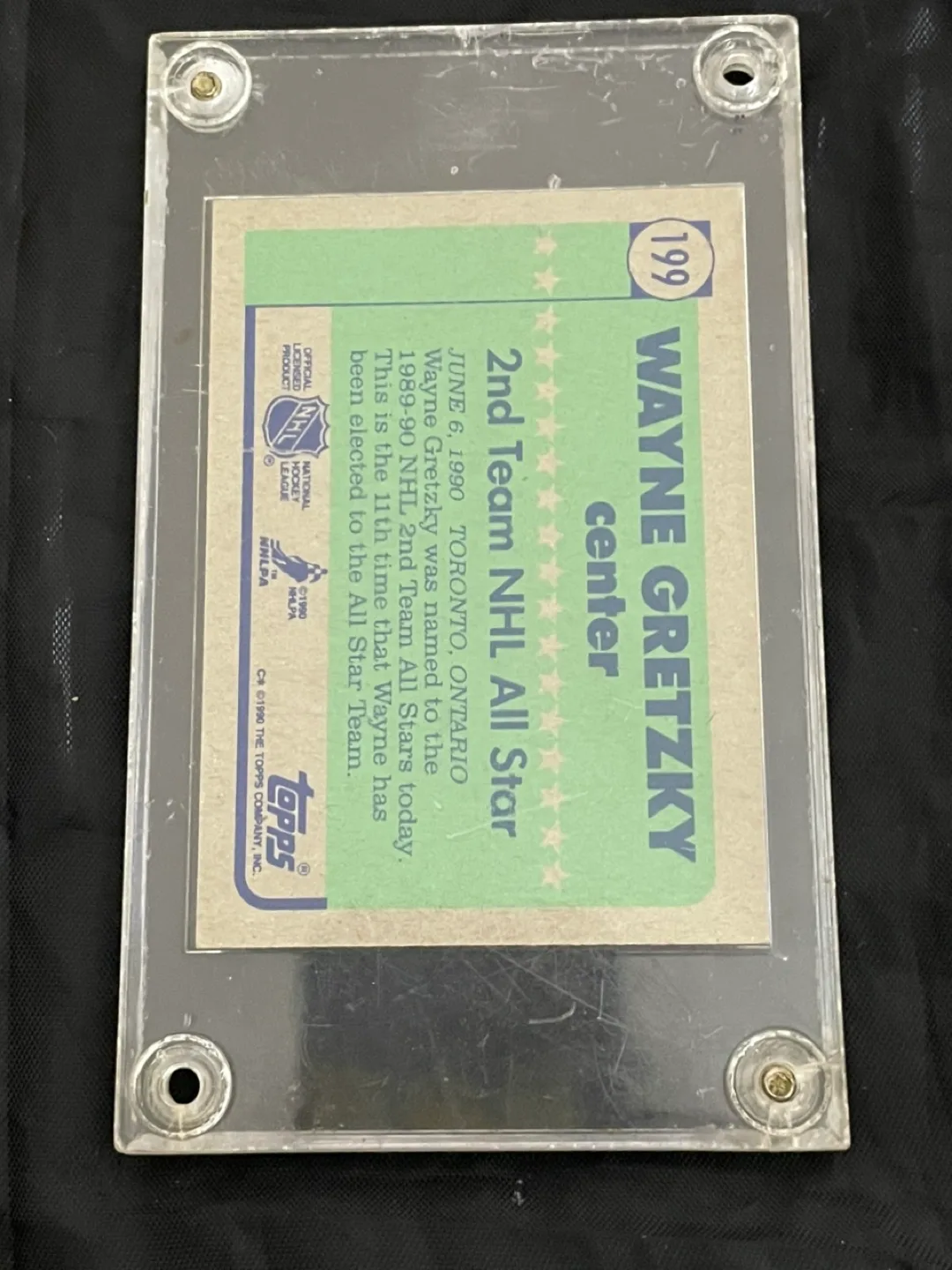 Vince Carter & Wayne Gretzky Trading Card Display Plaque Set image indicator(4)