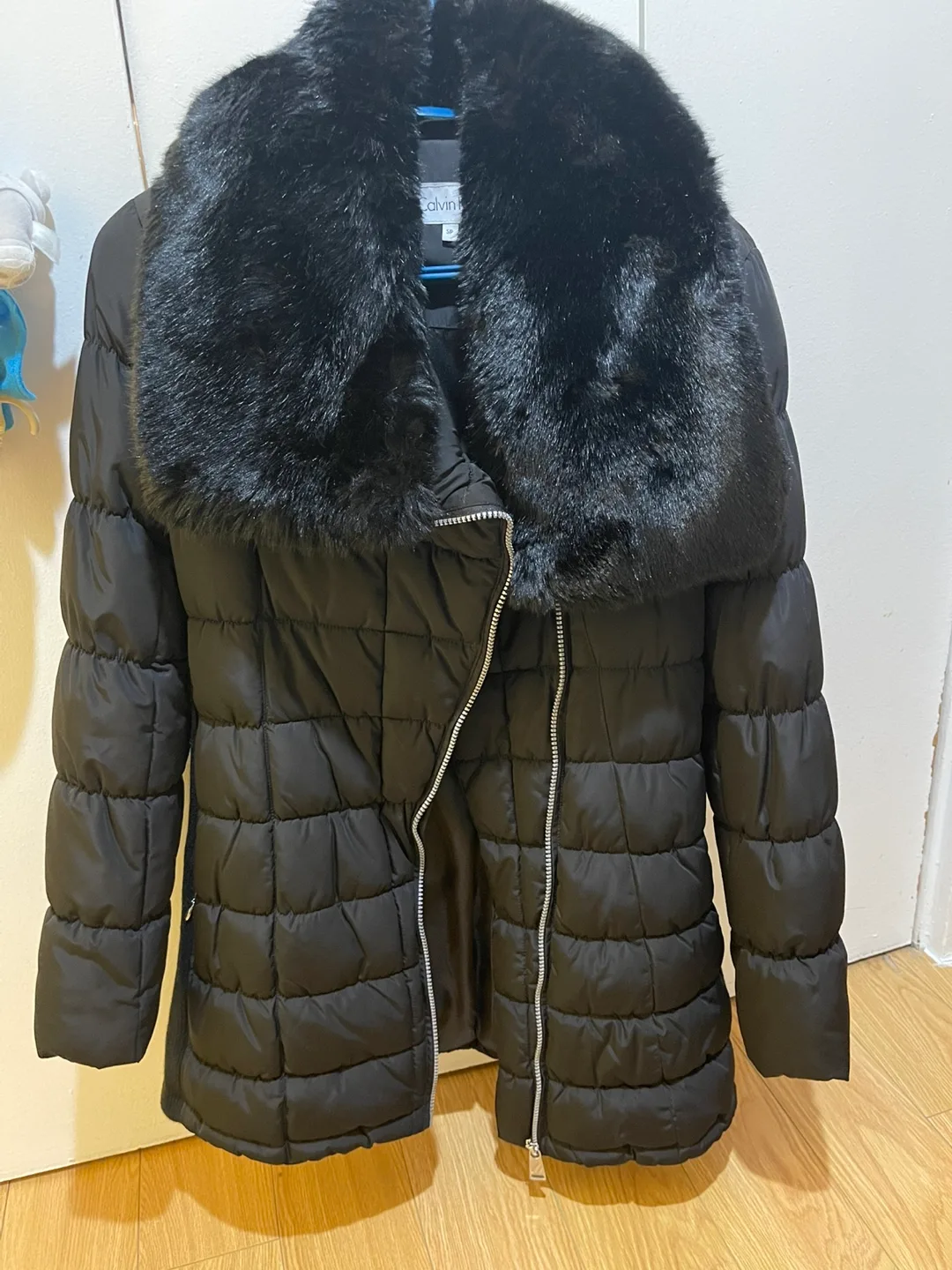 Calvin Klein Black Puffer Jacket with Faux Fur Collar image indicator(4)