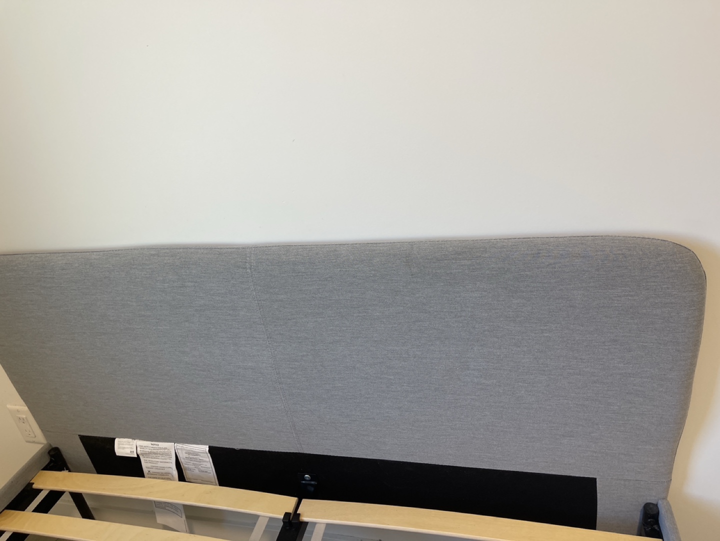 Full size Upholstered Platform Bed Frame - Grey - photo 3