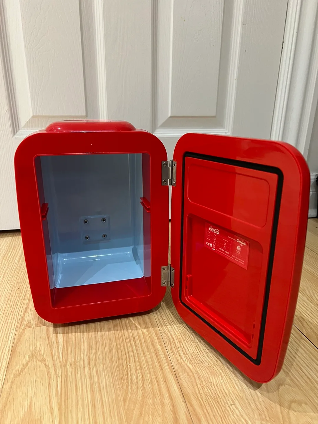 Coca-Cola Coke Mini Fridge image indicator(3)