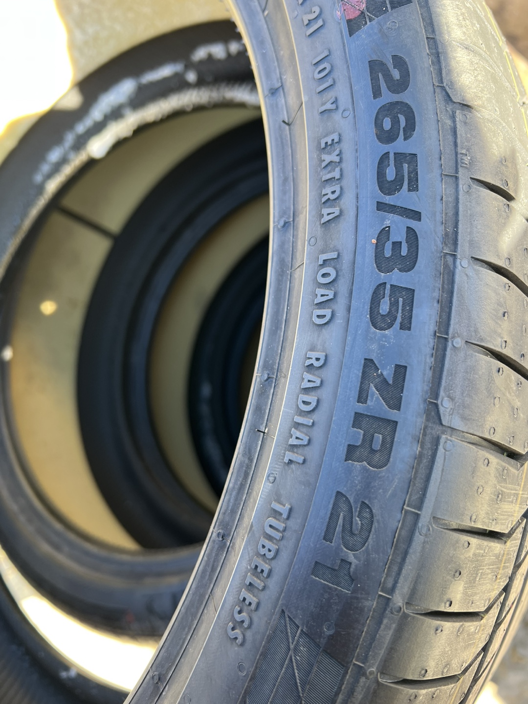 Used Continental 265/35ZR21 Tires - photo 2