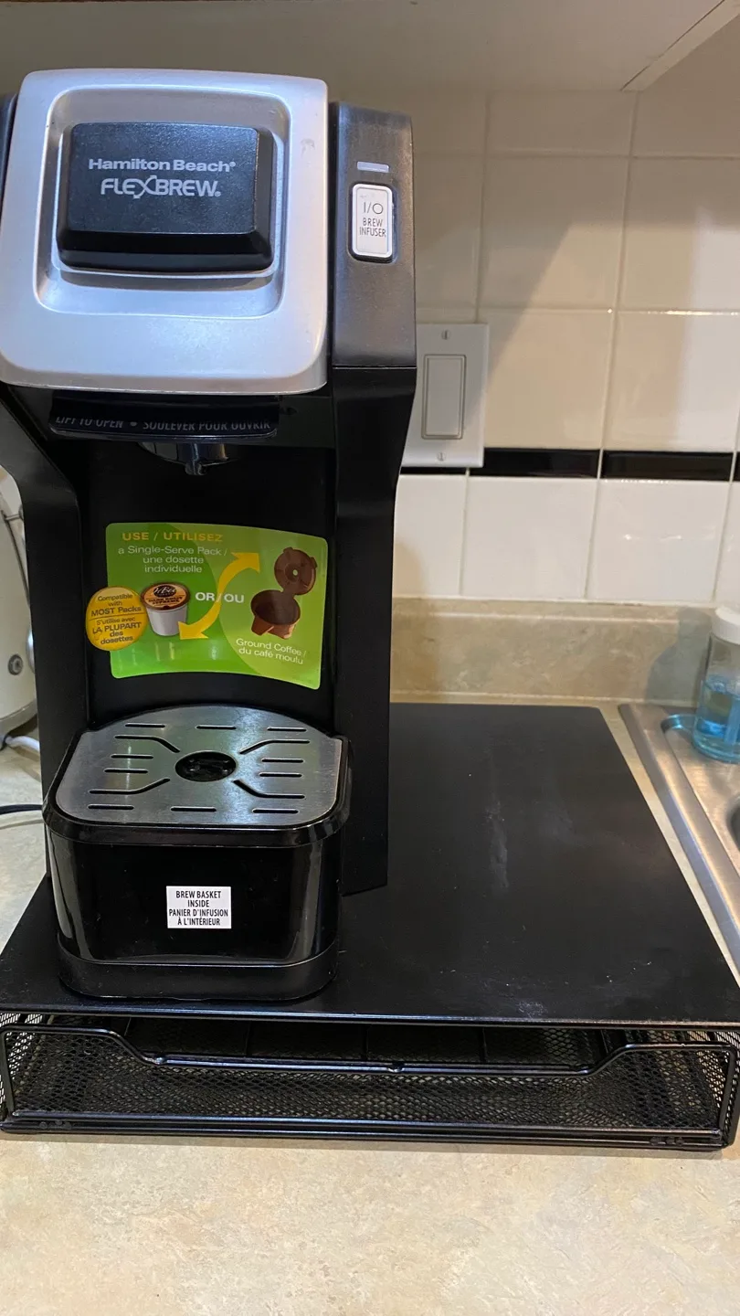 Hamilton Beach FlexBrew Single-Serve Coffee Maker image indicator(2)