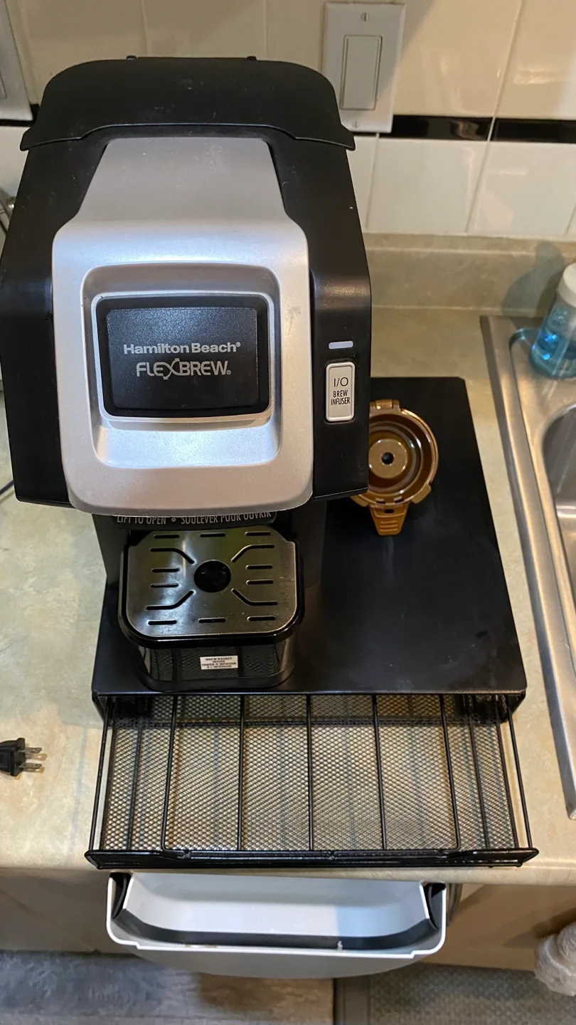 Hamilton Beach FlexBrew Single-Serve Coffee Maker image indicator(7)