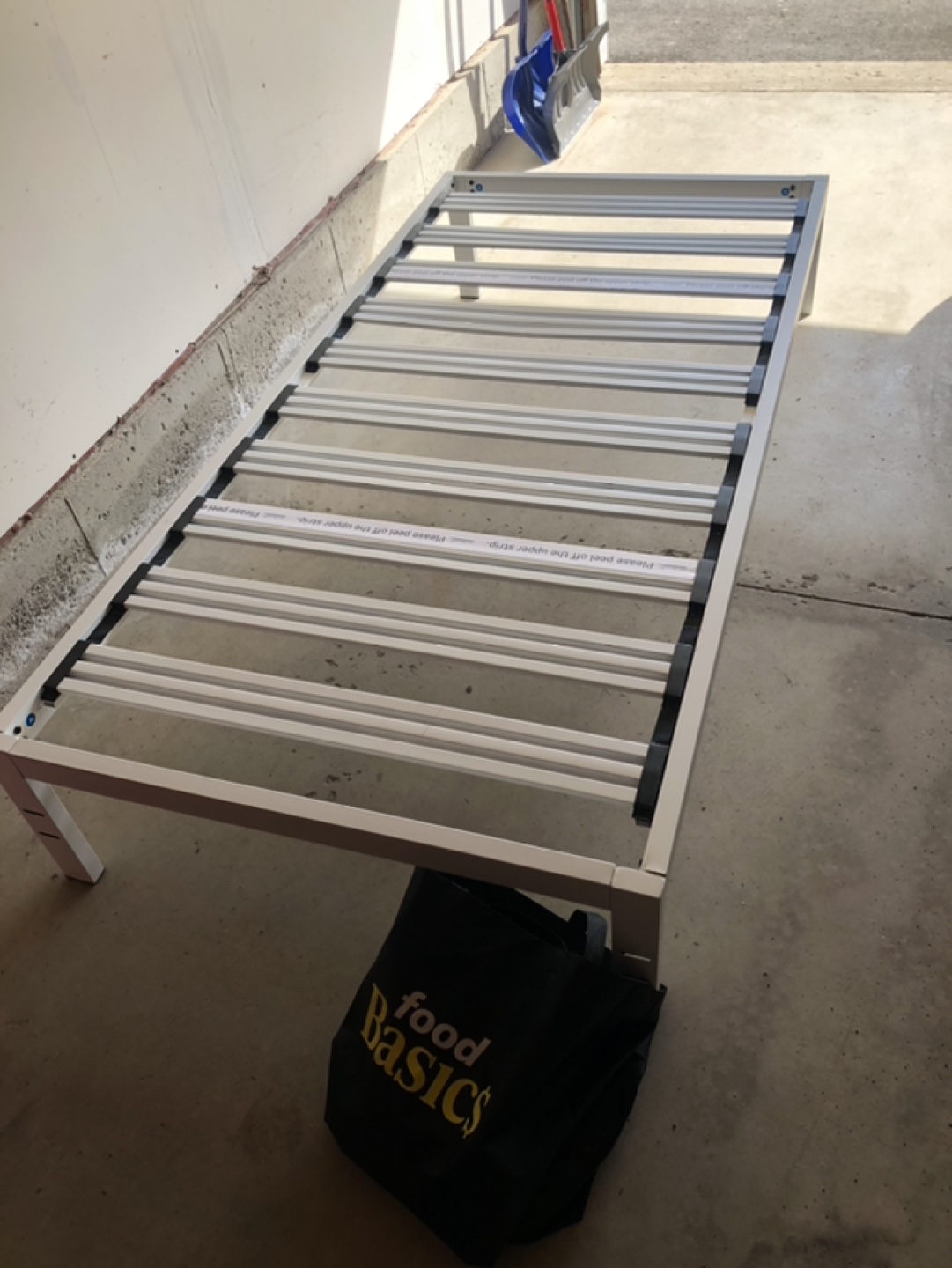 White Metal Super Single Bed Frame - photo 2