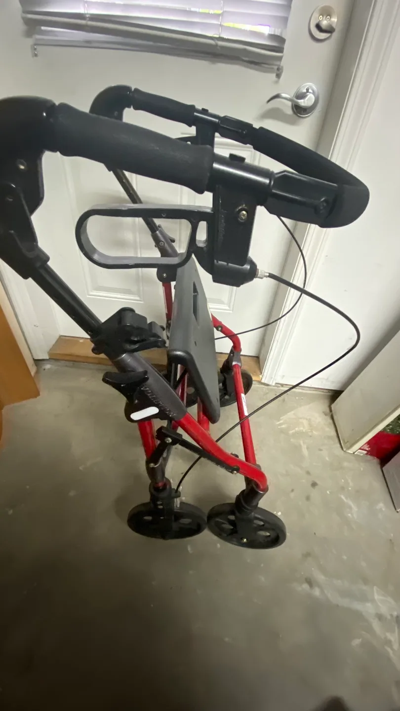 Drive Medical Red Rollator Walker image indicator(2)