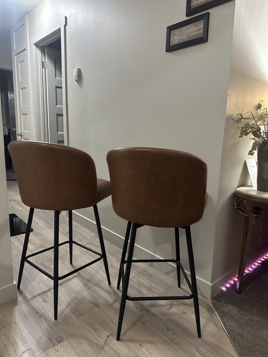 Brand new Benedit Swivel Counter & Bar Stool (Set of 2) - photo 4
