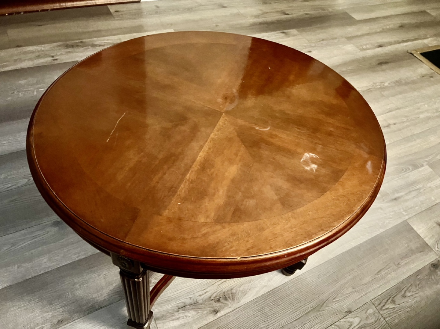 Round Wooden coffee Table - photo 2