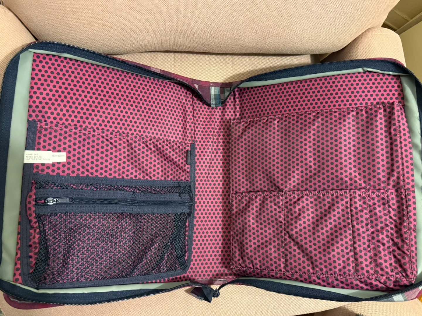 Portfolio/Laptop Bag image indicator(3)