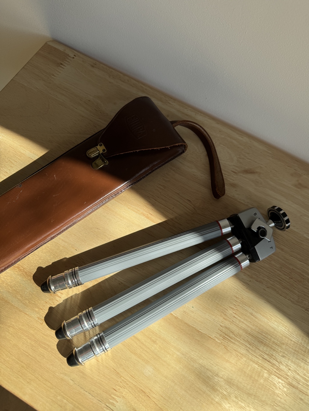 Vintage Camera Tripod, Biloret by Bilora, Compact Travel Tripod - photo 3