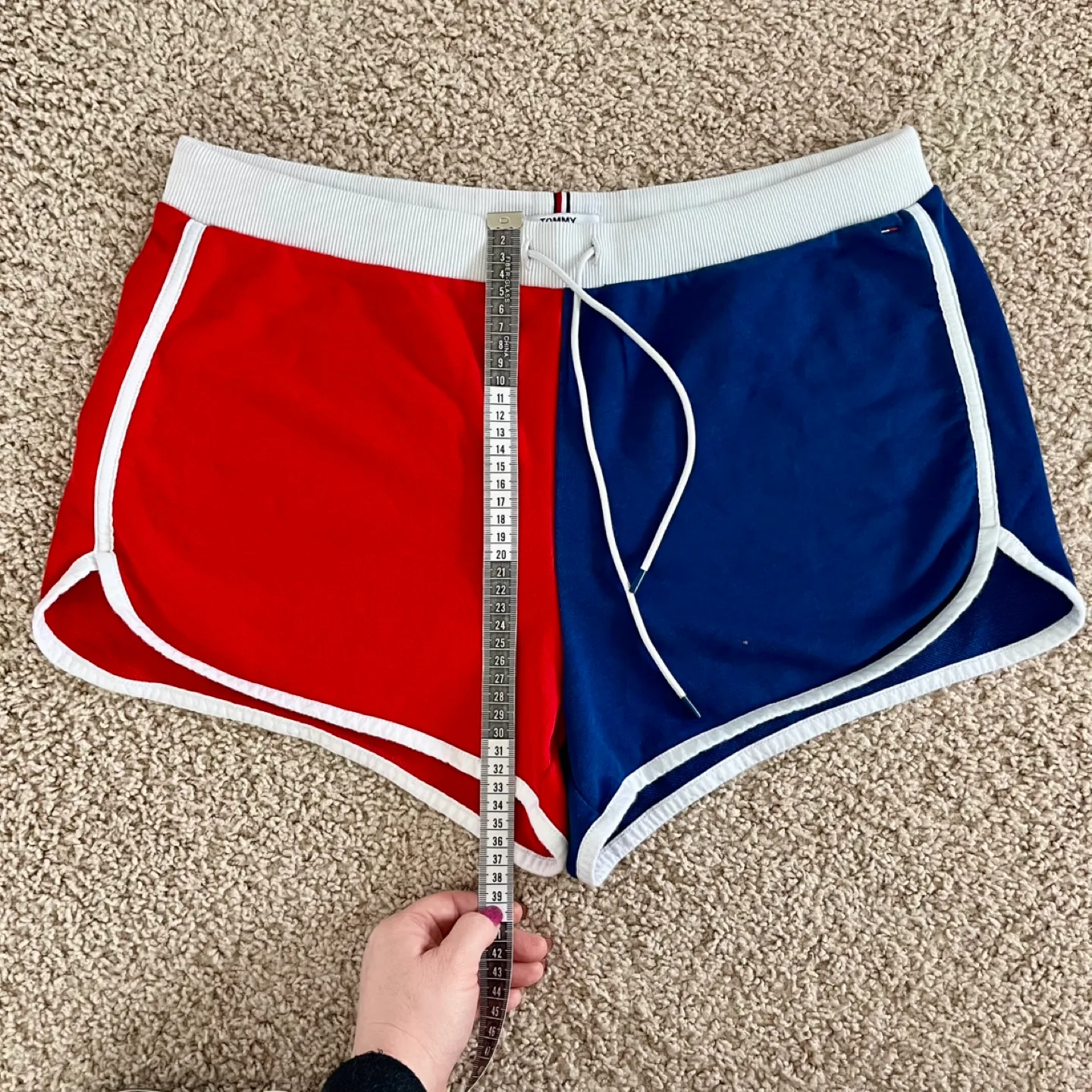 Vintage Tommy Hilfiger Red & Blue Retro Shorts Large image indicator(5)