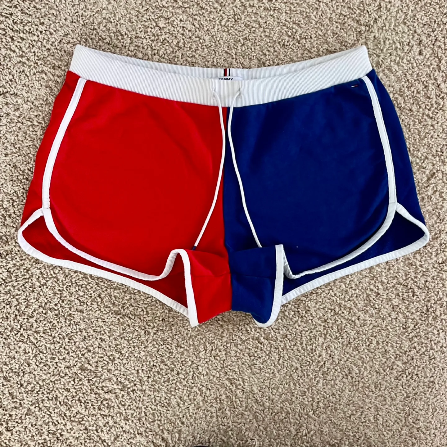 Vintage Tommy Hilfiger Red & Blue Retro Shorts Large image indicator(4)