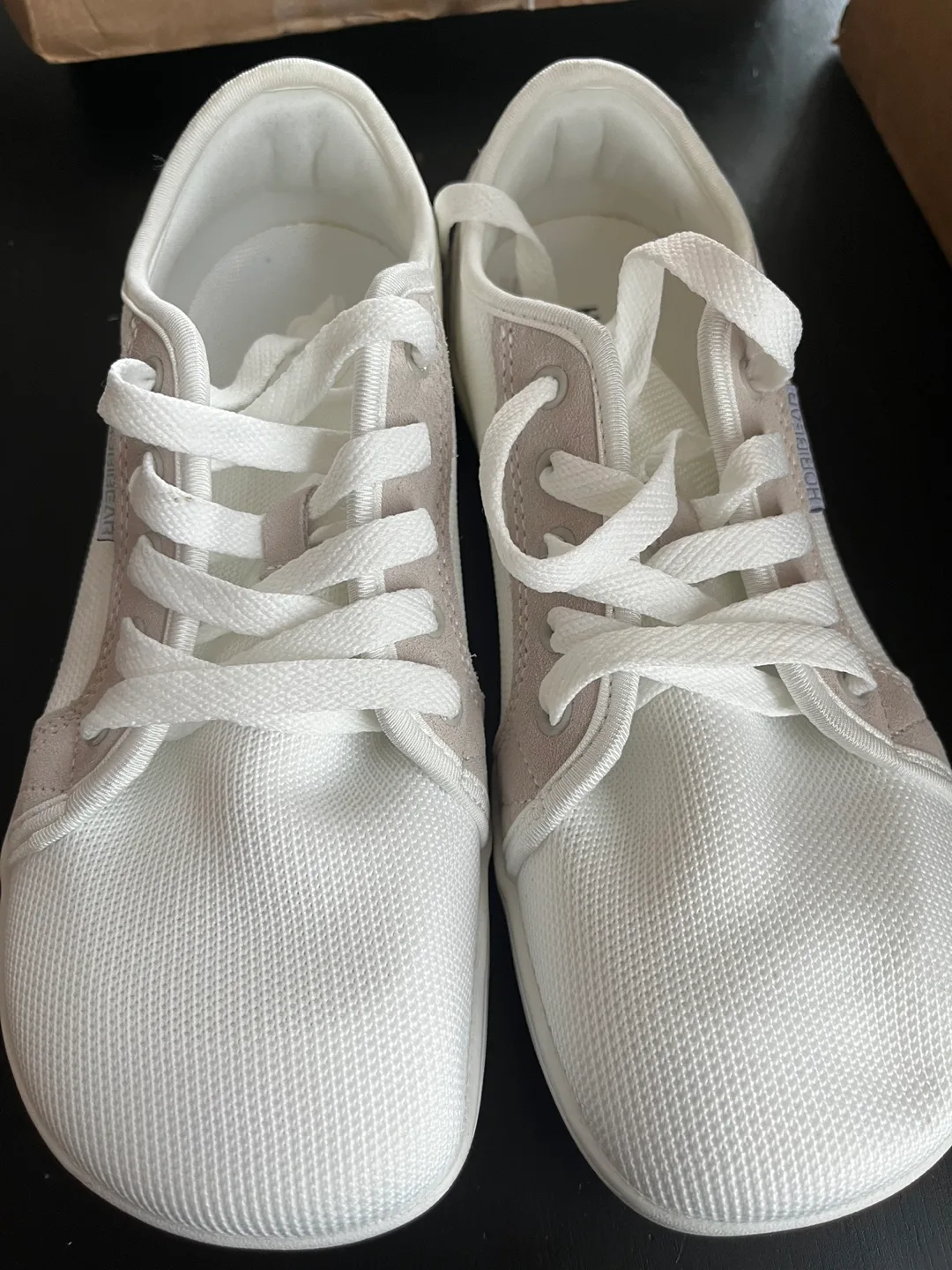 Hobibear White Sneakers - Size 9 image indicator(6)