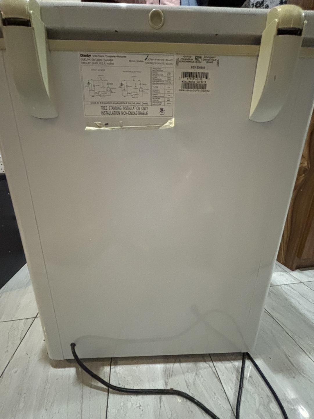 Whirlpool Compact Chest Freezer - photo 4